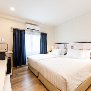 Deluxe Kamer met Twee Aparte Bedden